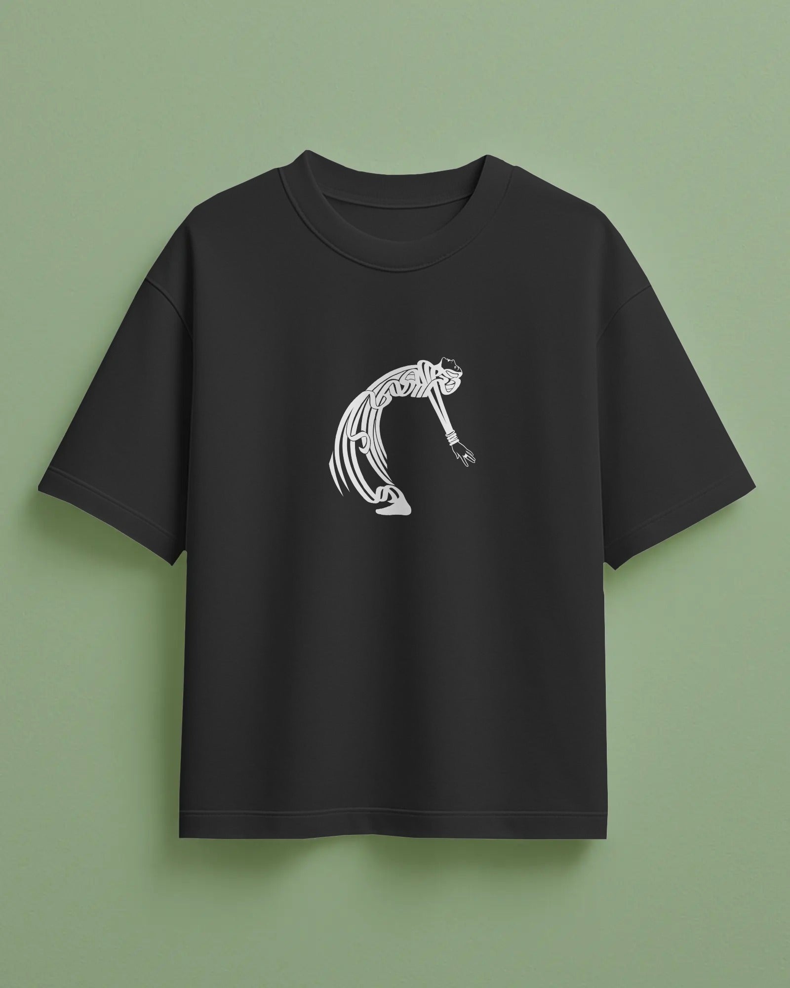 Persian Typography Oversized T-Shirt | Artistic Female Form Design