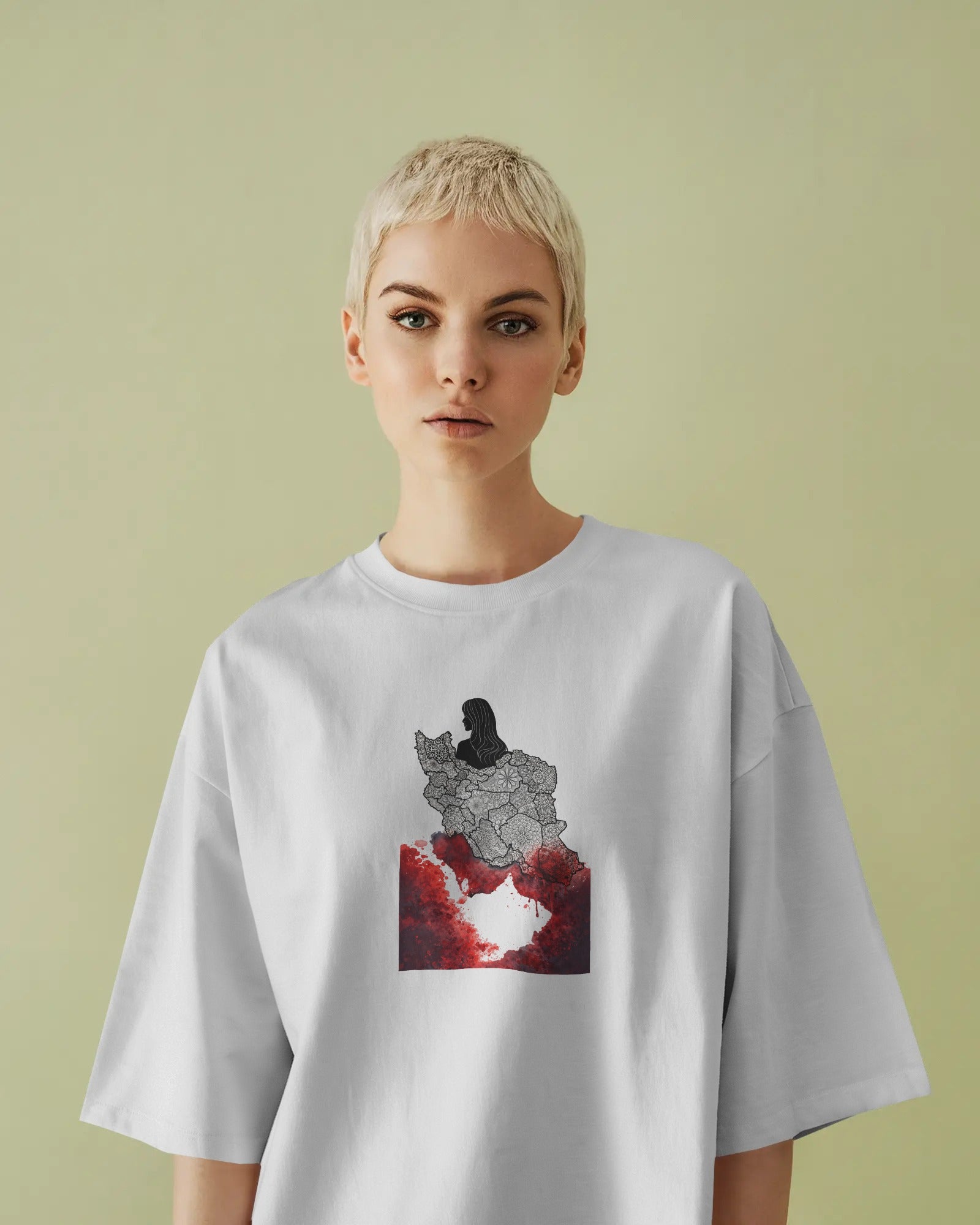 Freedom Iran Oversized T-Shirt | Artistic Persian Design